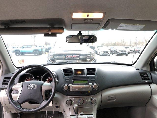 used 2010 Toyota Highlander car, priced at $8,590