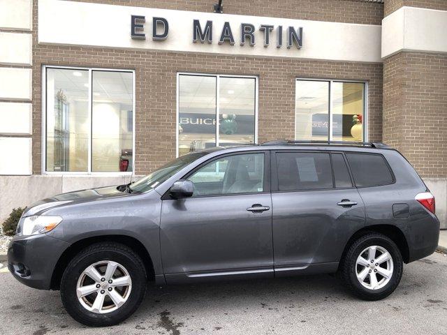 used 2010 Toyota Highlander car, priced at $8,590