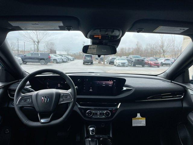 new 2025 Buick Envista car, priced at $29,070