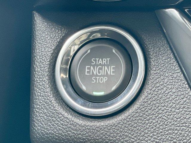 new 2025 Buick Envista car, priced at $29,070