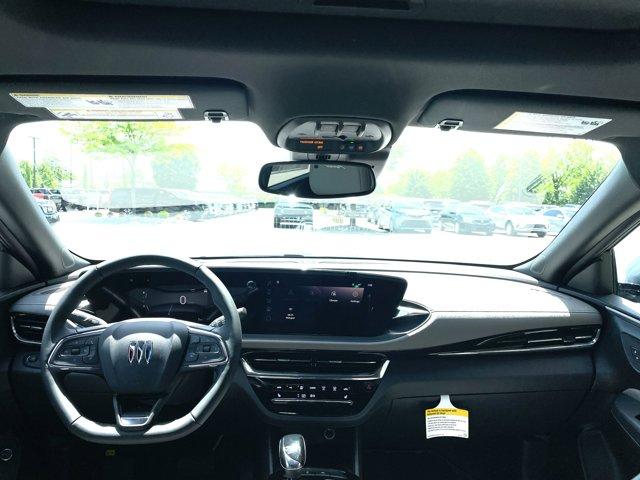 new 2025 Buick Envista car, priced at $29,585