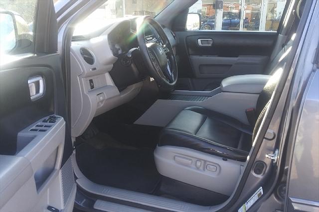 used 2015 Honda Pilot car, priced at $17,990