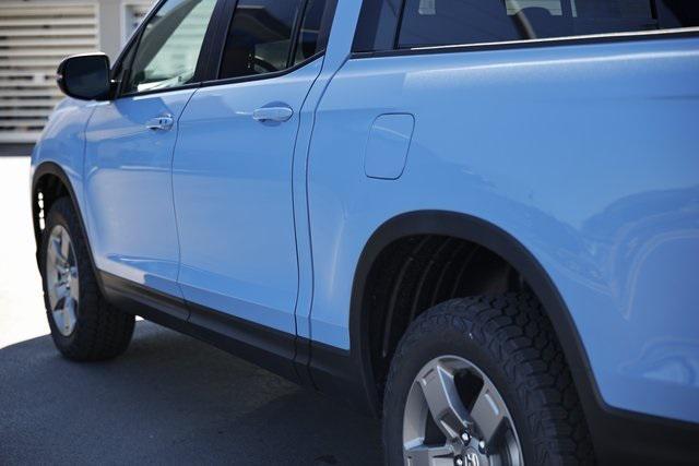 new 2025 Honda Ridgeline car, priced at $45,944