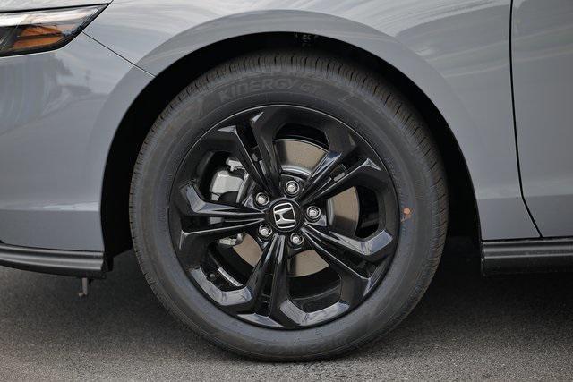 new 2025 Honda Accord car, priced at $30,906