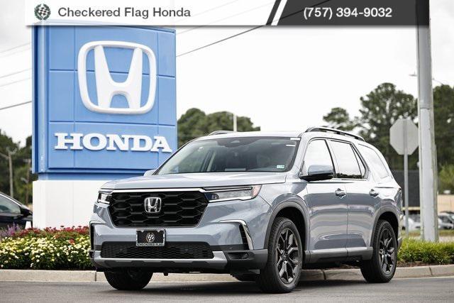 new 2025 Honda Pilot car, priced at $45,990