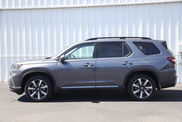 used 2025 Honda Pilot car, priced at $51,297
