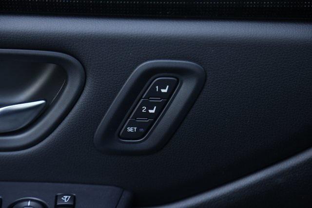used 2025 Honda Pilot car, priced at $51,297