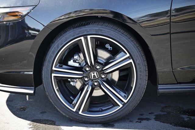new 2025 Honda Accord Hybrid car, priced at $33,205