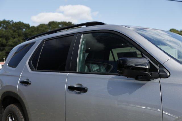new 2025 Honda Pilot car, priced at $48,688