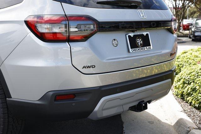 new 2025 Honda Pilot car, priced at $48,688