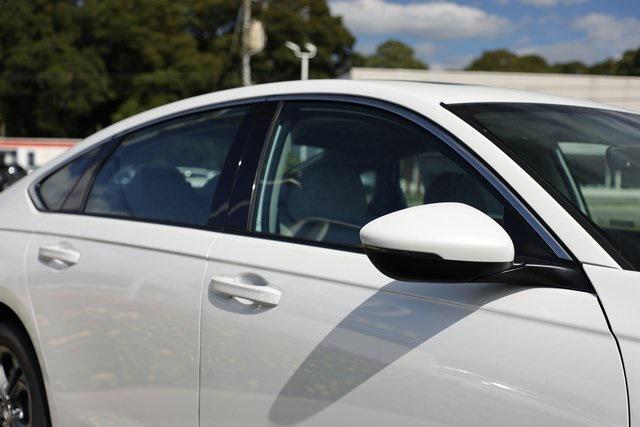 new 2025 Honda Accord Hybrid car, priced at $34,290