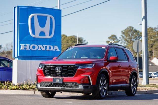 used 2023 Honda Pilot car, priced at $41,803