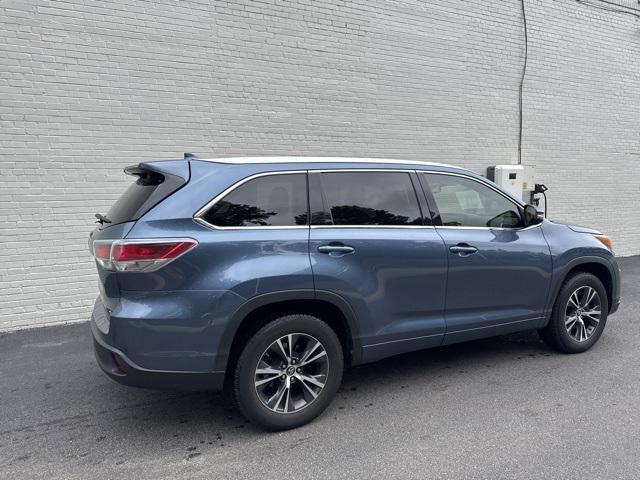 used 2016 Toyota Highlander car, priced at $18,219