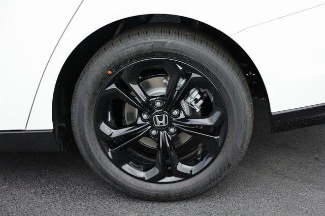 new 2025 Honda Accord car, priced at $30,306