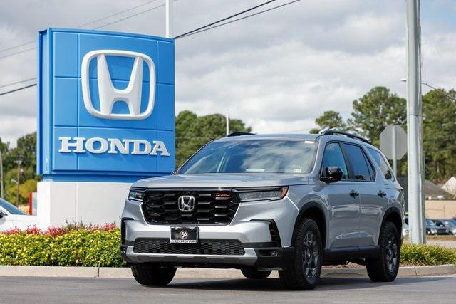 new 2025 Honda Pilot car, priced at $48,848