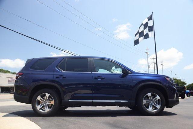 new 2025 Honda Pilot car, priced at $43,790