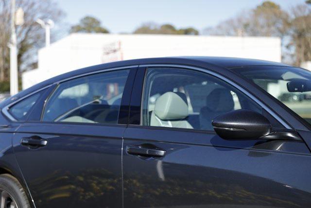 new 2025 Honda Accord Hybrid car, priced at $33,135