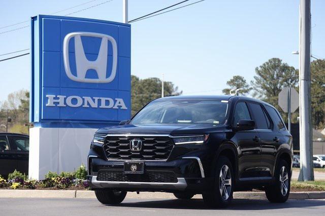 new 2025 Honda Pilot car, priced at $42,854