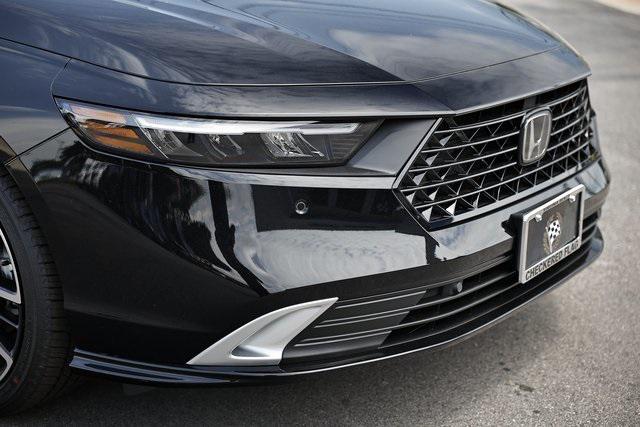 new 2025 Honda Accord Hybrid car