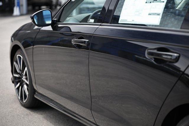 new 2025 Honda Accord Hybrid car