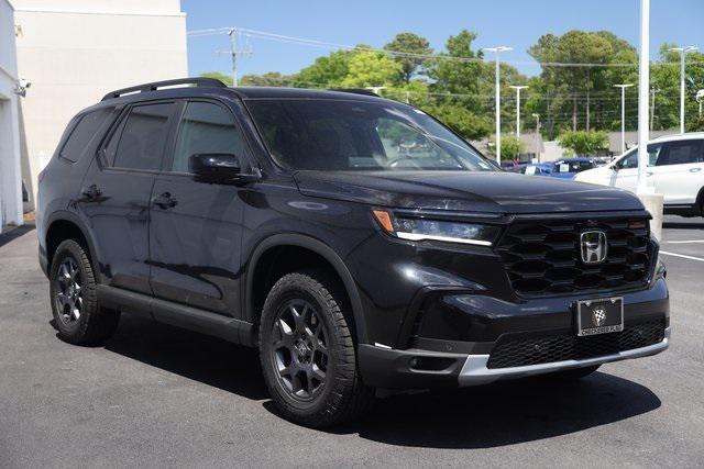 new 2025 Honda Pilot car, priced at $47,188