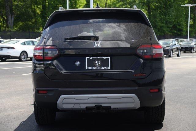new 2025 Honda Pilot car, priced at $47,188