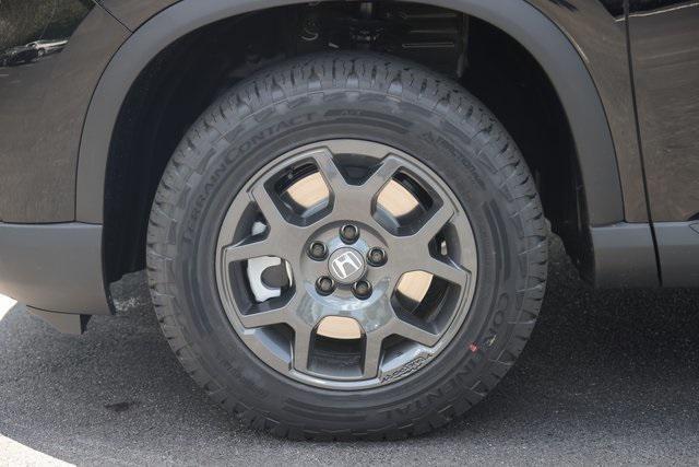 new 2025 Honda Pilot car, priced at $47,188