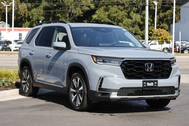 new 2025 Honda Pilot car, priced at $46,620