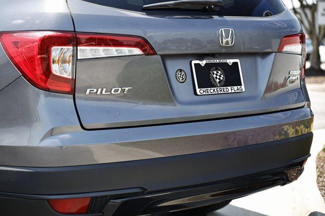used 2022 Honda Pilot car, priced at $35,611