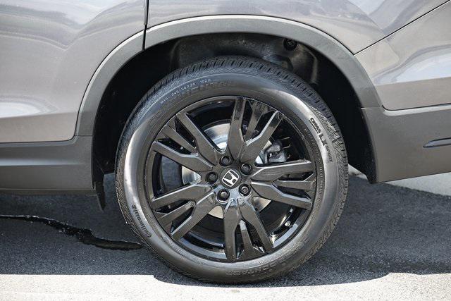 used 2022 Honda Pilot car, priced at $35,611