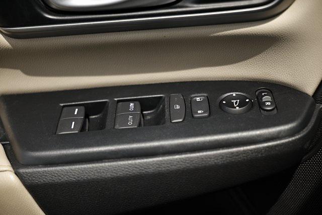 used 2022 Honda CR-V Hybrid car, priced at $26,920