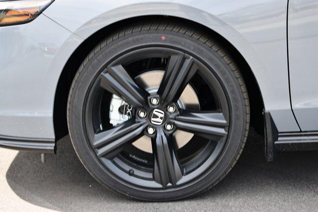 new 2025 Honda Accord Hybrid car