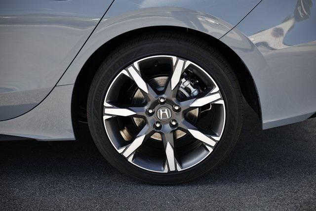 new 2026 Honda Civic Hybrid car, priced at $33,290