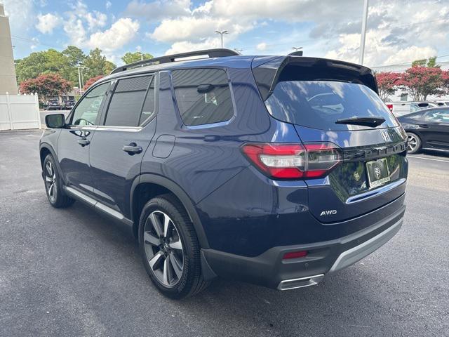 used 2025 Honda Pilot car, priced at $49,990