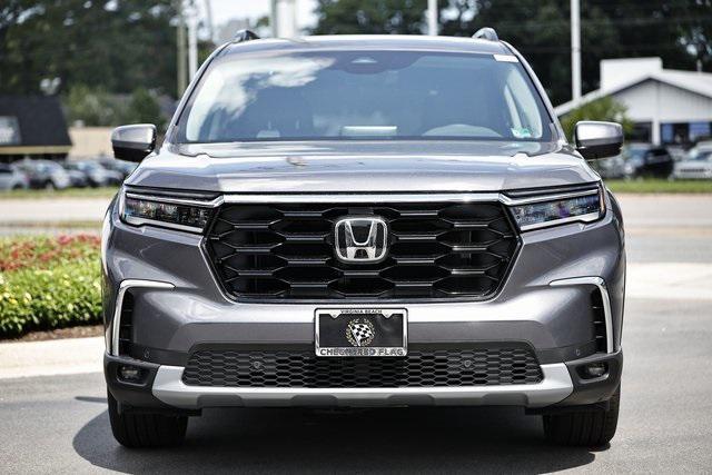 new 2025 Honda Pilot car, priced at $45,990