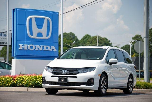 new 2025 Honda Odyssey car, priced at $42,692