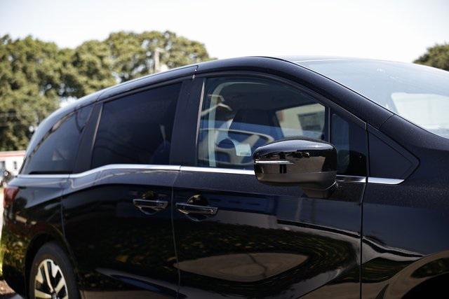 new 2026 Honda Odyssey car, priced at $41,990