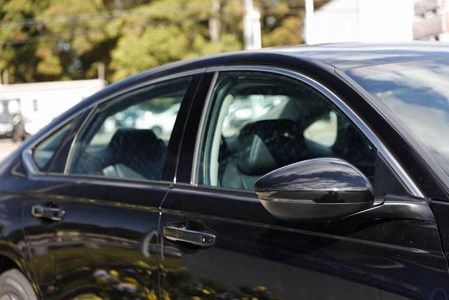 new 2025 Honda Accord Hybrid car