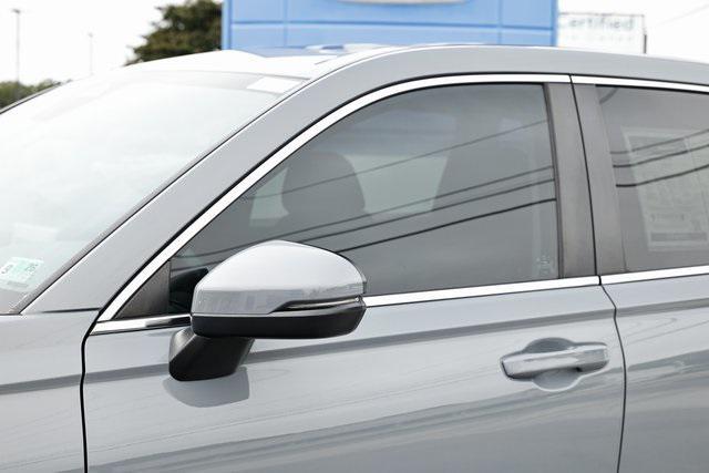 used 2023 Honda CR-V car, priced at $30,412