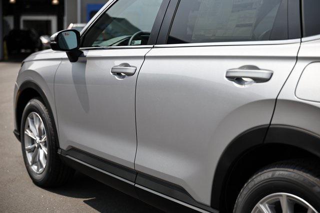 new 2025 Honda CR-V car, priced at $34,205