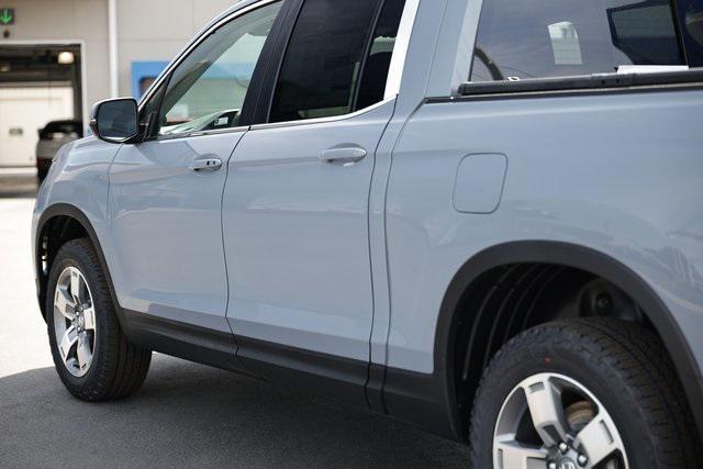 new 2025 Honda Ridgeline car, priced at $45,893