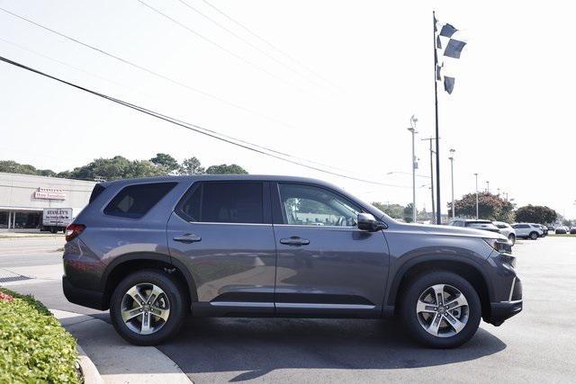 new 2025 Honda Pilot car, priced at $43,848