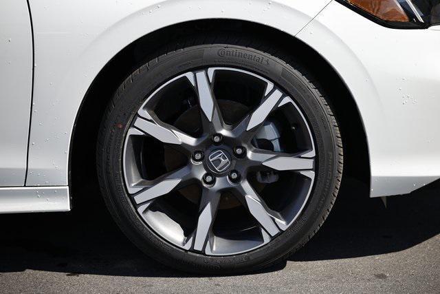 new 2025 Honda Civic Hybrid car