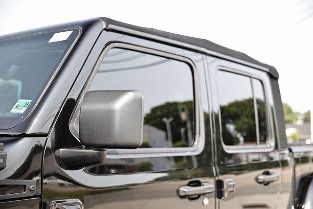 used 2022 Jeep Gladiator car, priced at $39,999