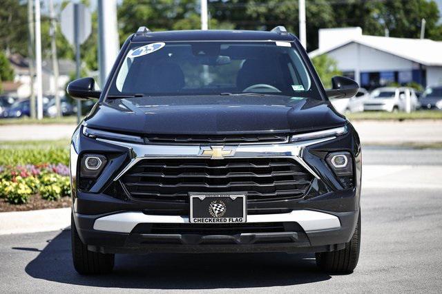 used 2025 Chevrolet TrailBlazer car, priced at $28,350
