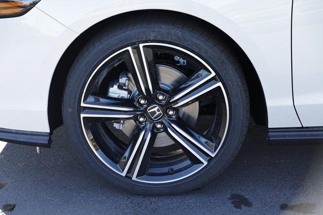 new 2025 Honda Accord Hybrid car, priced at $32,305