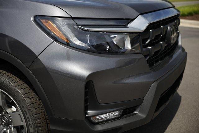 new 2025 Honda Ridgeline car, priced at $42,890
