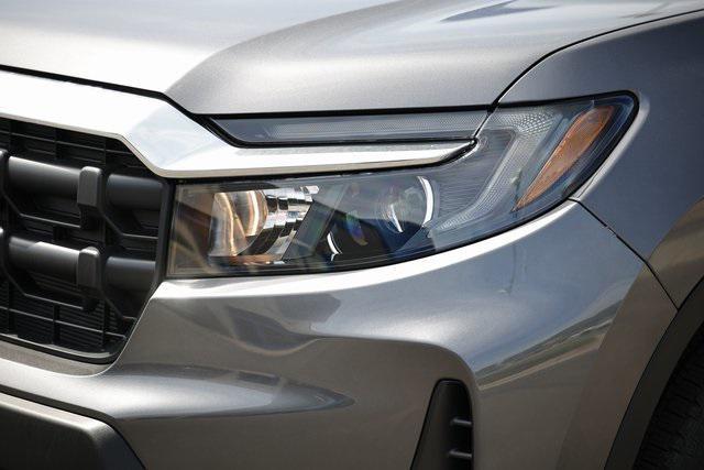 new 2025 Honda Ridgeline car, priced at $43,937