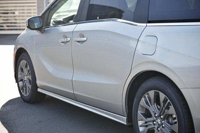 new 2026 Honda Odyssey car, priced at $47,490