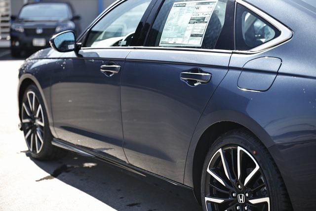 new 2025 Honda Accord Hybrid car